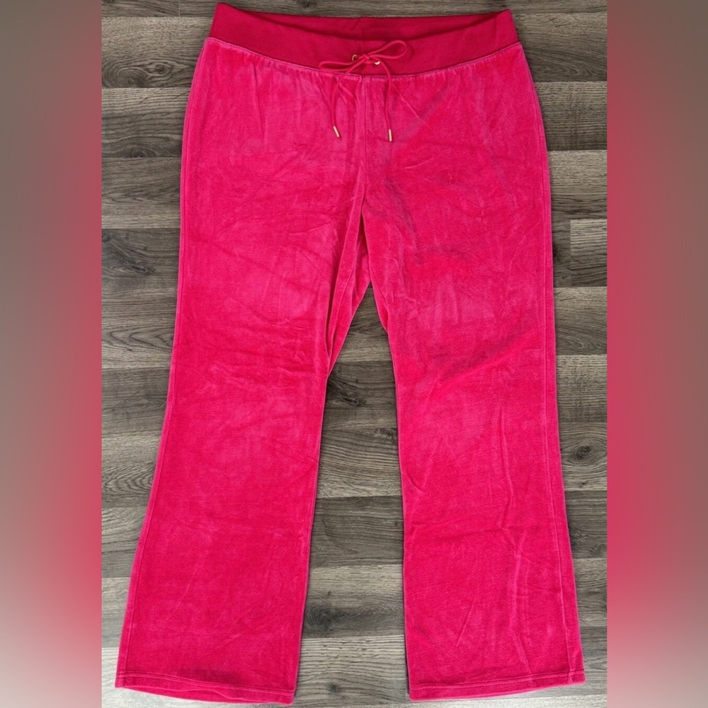 Juicy Couture hot pink Velour Track Pants. EUC 🔥
